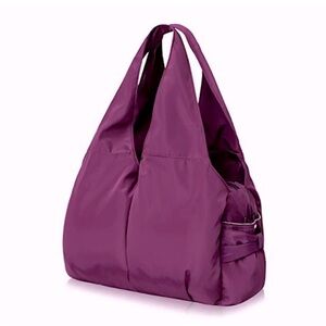 Burgundy nylon shoulder bag from Chibao, LOTS OF ZIPPERED POCKETS